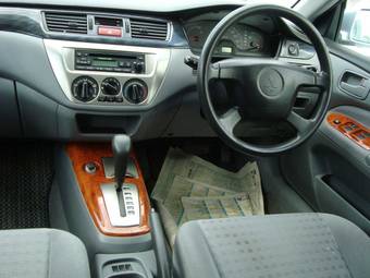 2003 Mitsubishi Lancer Pictures