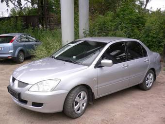 2003 Mitsubishi Lancer Photos