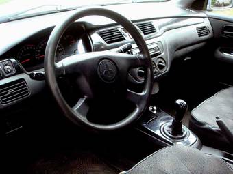 2003 Mitsubishi Lancer Pictures