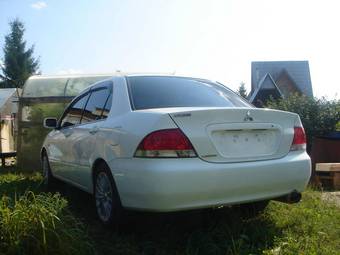 2003 Mitsubishi Lancer Pictures