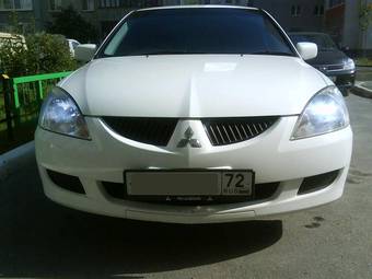 2003 Mitsubishi Lancer Pictures