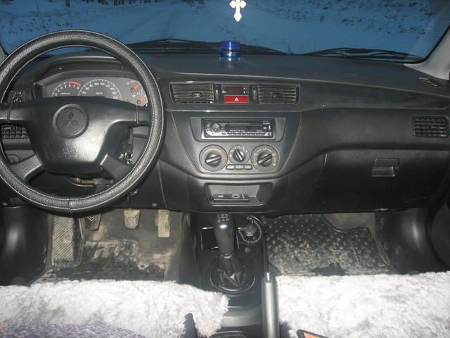 2004 Mitsubishi Lancer