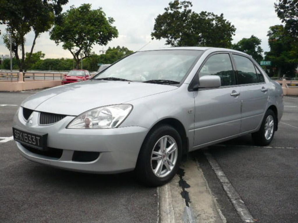 2004 Mitsubishi Lancer