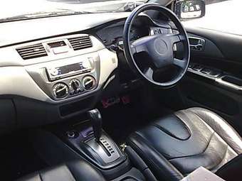 2004 Mitsubishi Lancer Photos