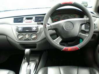 2004 Mitsubishi Lancer Pictures