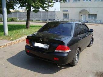 2004 Mitsubishi Lancer Pics