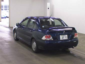 2004 Mitsubishi Lancer Pictures