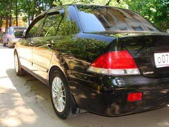 2004 Mitsubishi Lancer Pictures