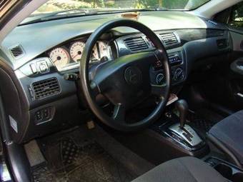 2004 Mitsubishi Lancer Pics