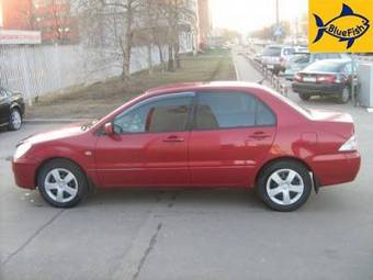 2004 Mitsubishi Lancer Photos