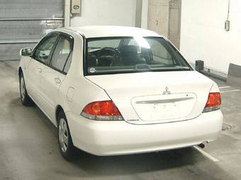 2004 Mitsubishi Lancer Pictures