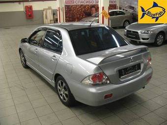 2004 Mitsubishi Lancer Photos