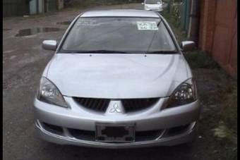 2004 Mitsubishi Lancer Photos