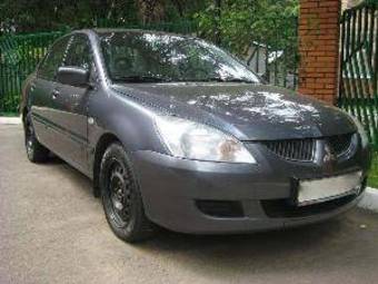 2004 Mitsubishi Lancer Pictures