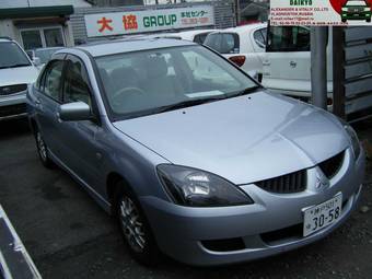 2005 Mitsubishi Lancer Photos