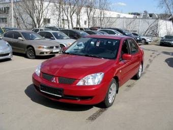 2005 Mitsubishi Lancer Pictures