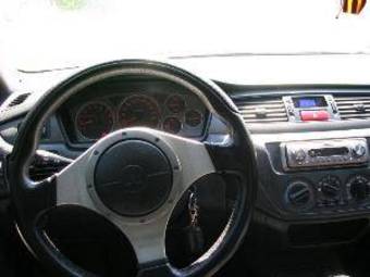 2005 Mitsubishi Lancer Pictures