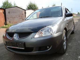 2005 Mitsubishi Lancer Pictures