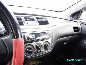 2006 Mitsubishi Lancer Pictures