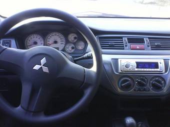 2006 Mitsubishi Lancer Photos