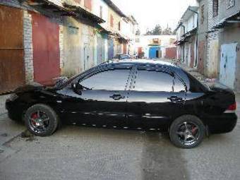 2006 Mitsubishi Lancer Pictures