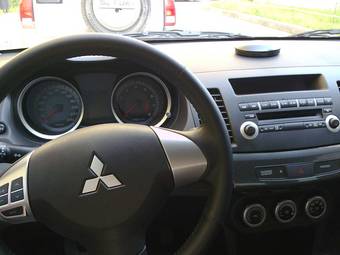 2008 Mitsubishi Lancer Pictures
