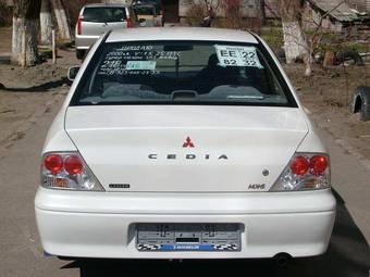 2000 Mitsubishi Lancer Cedia Photos