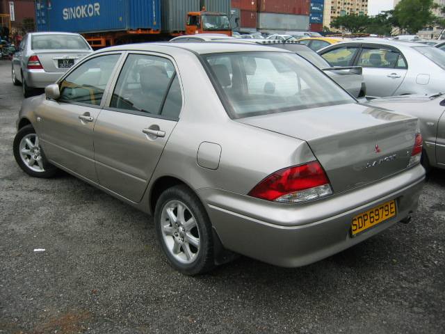 2001 Mitsubishi Lancer Cedia