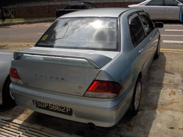 2001 Mitsubishi Lancer Cedia