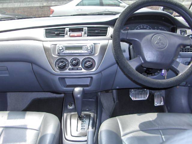 2001 Mitsubishi Lancer Cedia