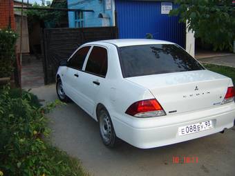 2001 Mitsubishi Lancer Cedia Photos