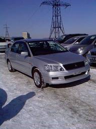 2002 Mitsubishi Lancer Cedia Photos