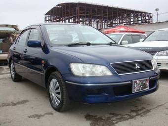 2002 Mitsubishi Lancer Cedia Photos