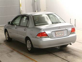 2003 Mitsubishi Lancer Cedia Pictures