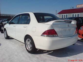 2003 Mitsubishi Lancer Cedia Pictures