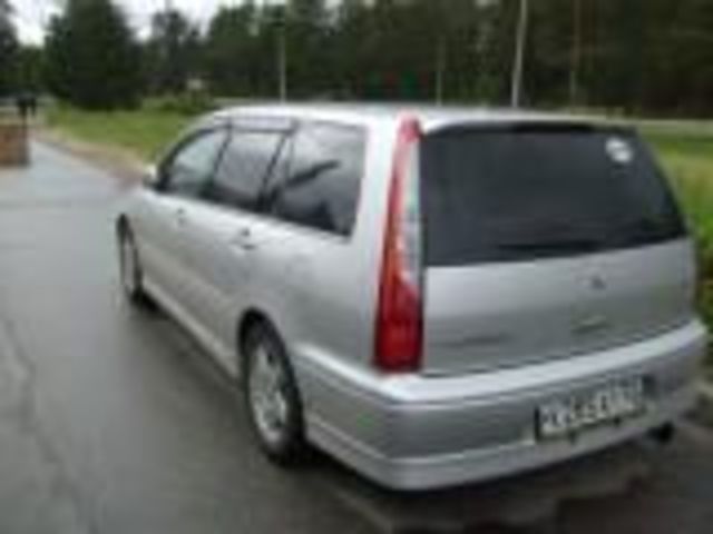 2001 Mitsubishi Lancer Cedia Wagon