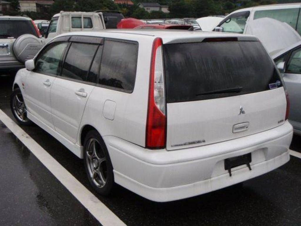 2002 Mitsubishi Lancer Cedia Wagon