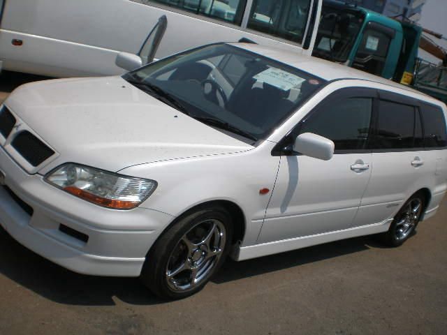 Lancer cedia 2002. Вагон Cedia Mitsubishi Lancer. Mitsubishi Lancer Cedia 2002. Митсубиси Лансер Цедиа 2001 вагон. Митсубиси Лансер Седия 2002.