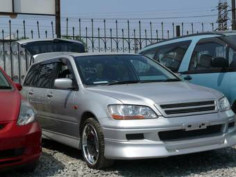 2002 Mitsubishi Lancer Cedia Wagon Images