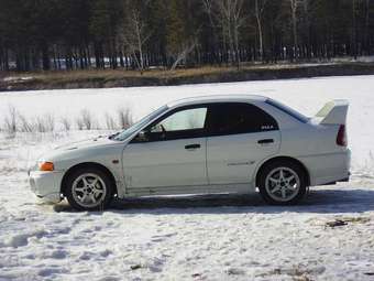 1996 Mitsubishi Lancer Evolution Photos