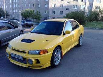 1996 Mitsubishi Lancer Evolution Pictures