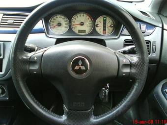 2002 Mitsubishi Lancer Evolution Photos