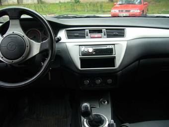 2006 Mitsubishi Lancer Wagon Pictures