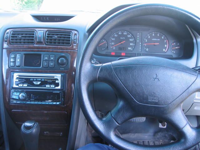 1997 Mitsubishi Legnum