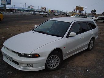 1998 Mitsubishi Legnum