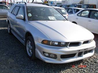 2002 Mitsubishi Legnum Pictures