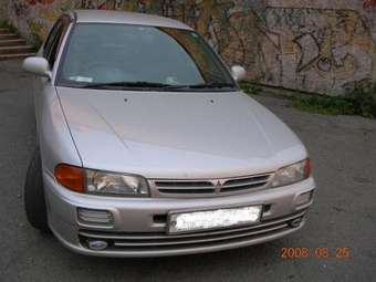 2001 Mitsubishi Libero Pictures