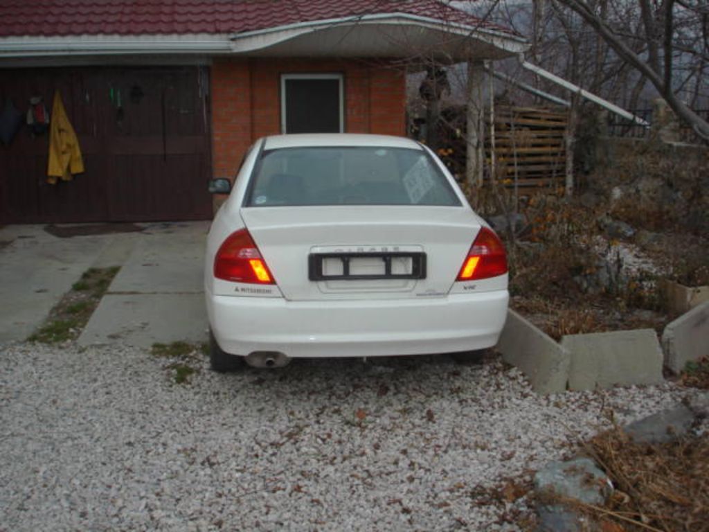 1999 Mitsubishi Mirage