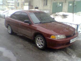 2000 Mitsubishi Mirage Pictures