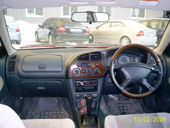 2001 Mitsubishi Mirage Pics